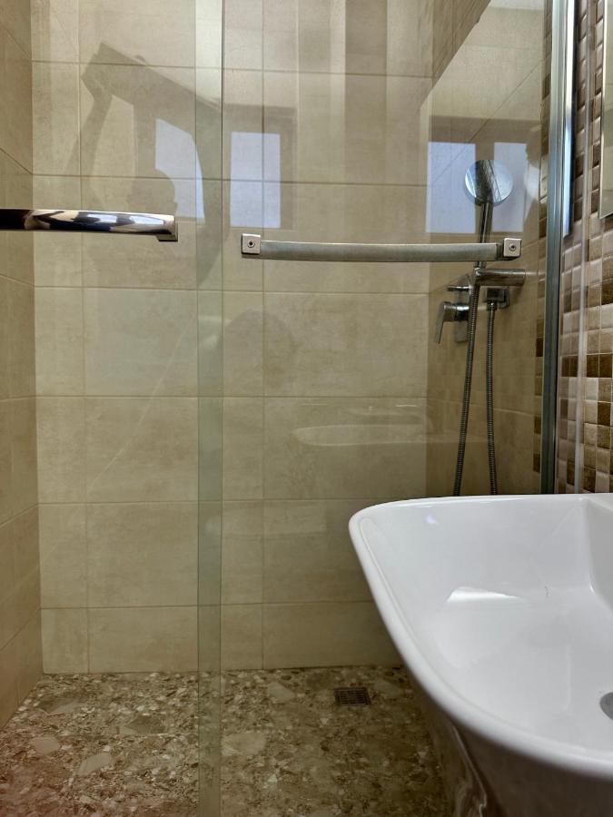 Westlands Tower - Ghana Villas Акра Екстериор снимка
