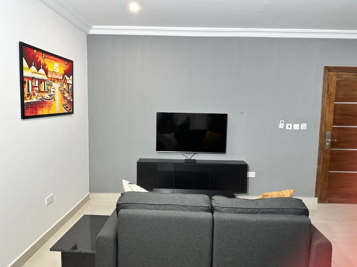 Westlands Tower - Ghana Villas Акра Екстериор снимка