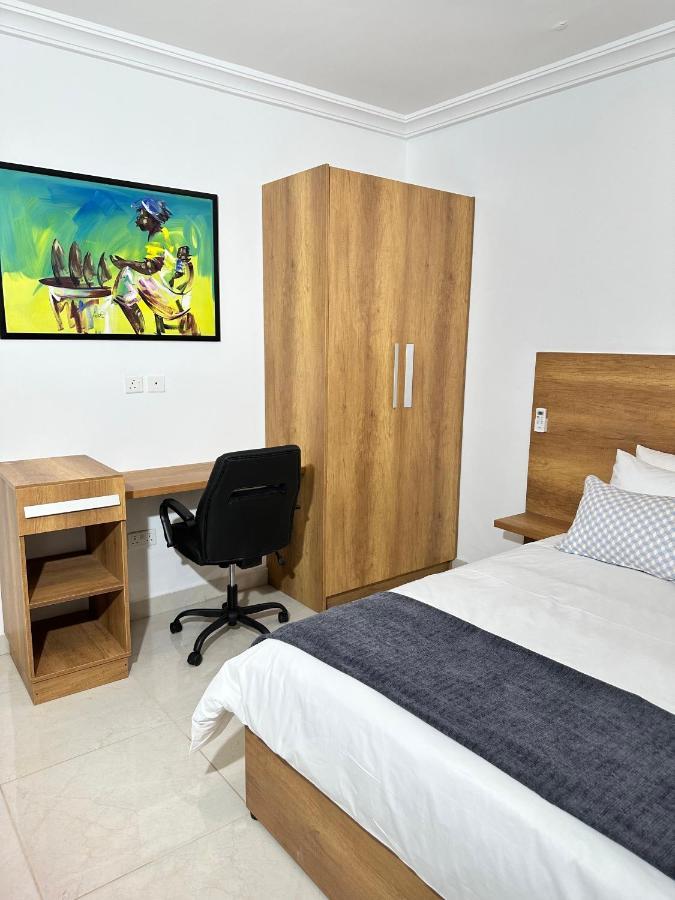 Westlands Tower - Ghana Villas Акра Екстериор снимка