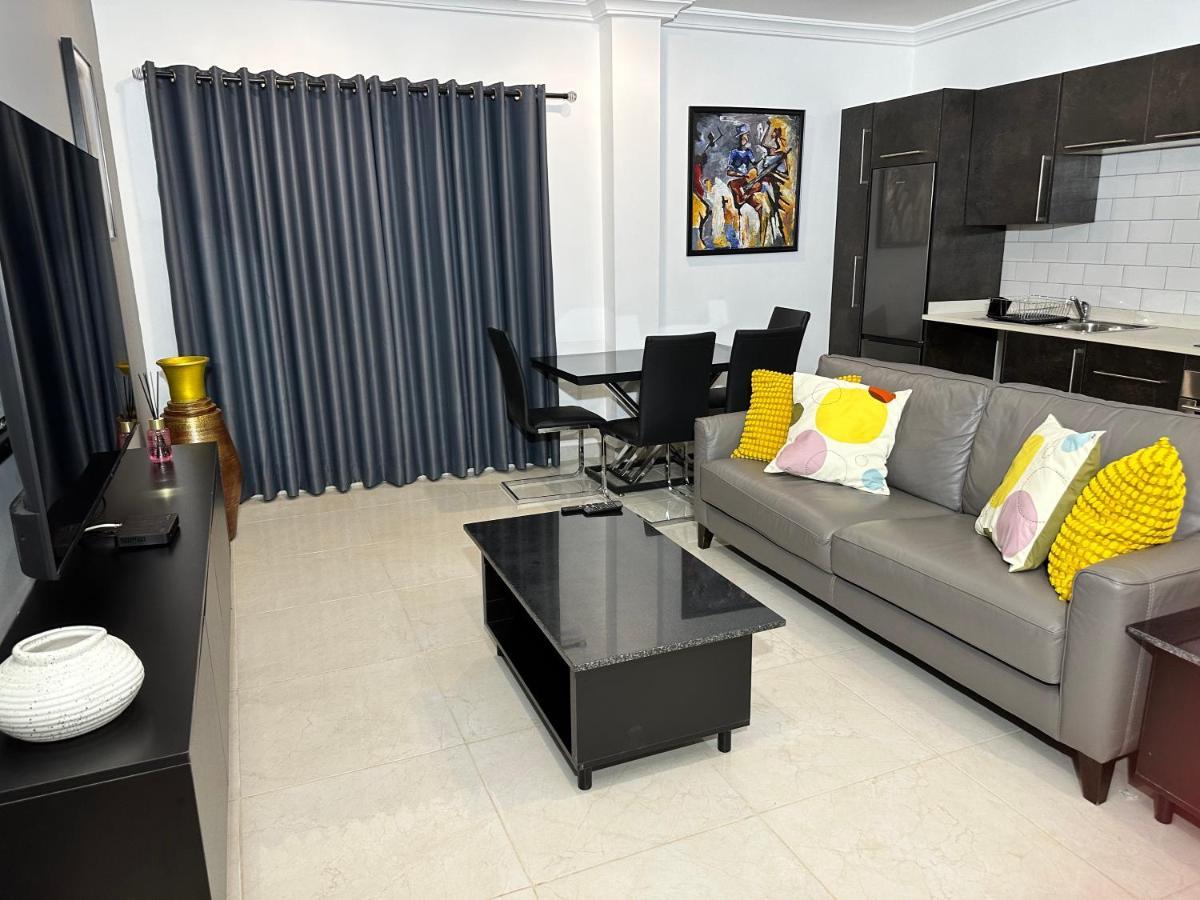 Westlands Tower - Ghana Villas Акра Екстериор снимка