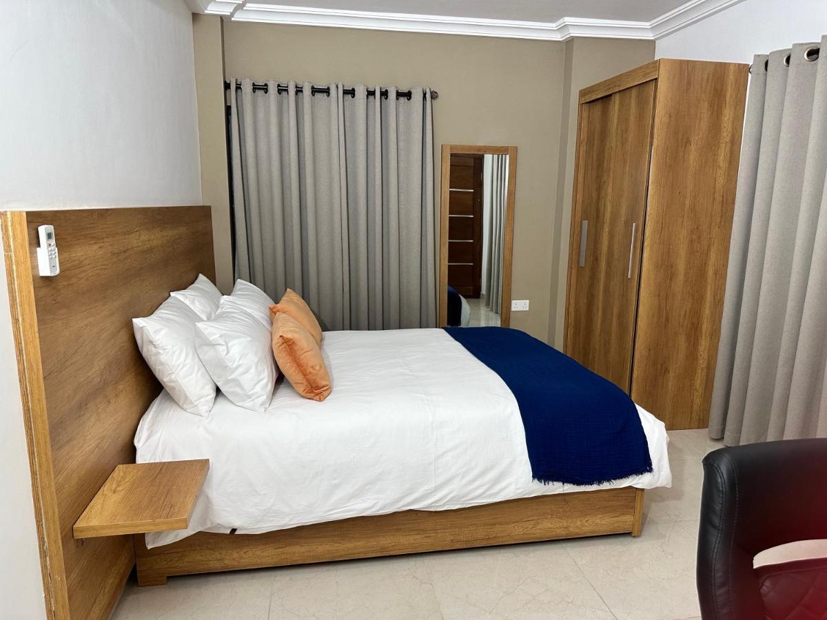 Westlands Tower - Ghana Villas Акра Екстериор снимка