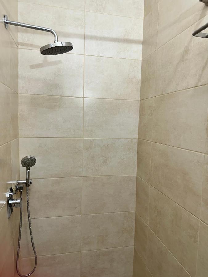 Westlands Tower - Ghana Villas Акра Екстериор снимка