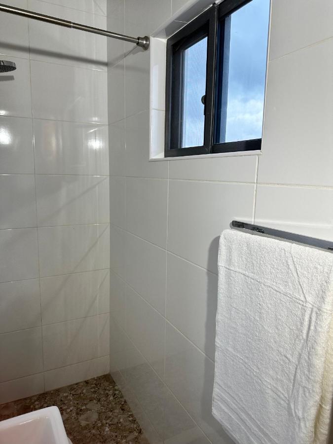 Westlands Tower - Ghana Villas Акра Екстериор снимка