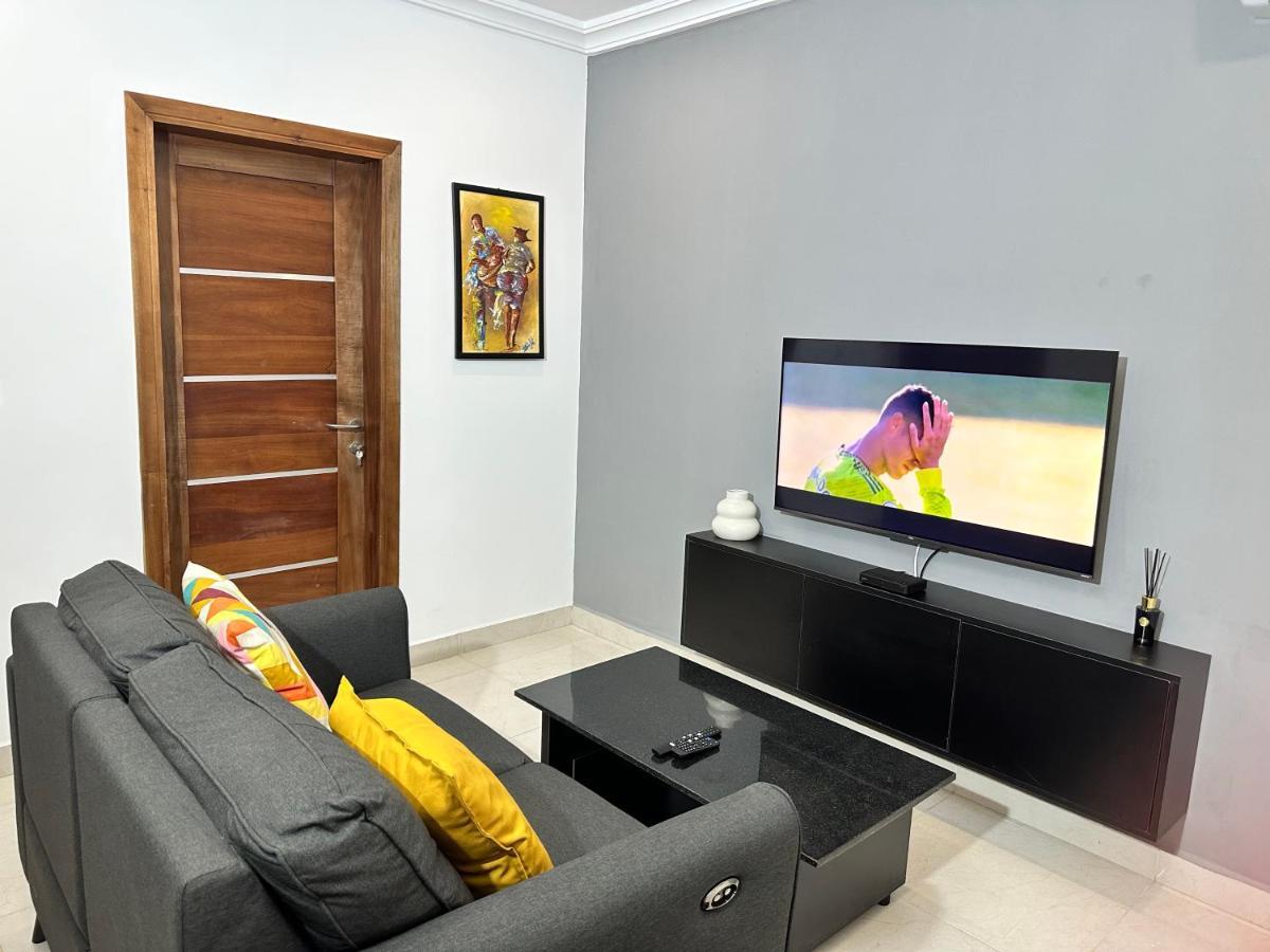Westlands Tower - Ghana Villas Акра Екстериор снимка