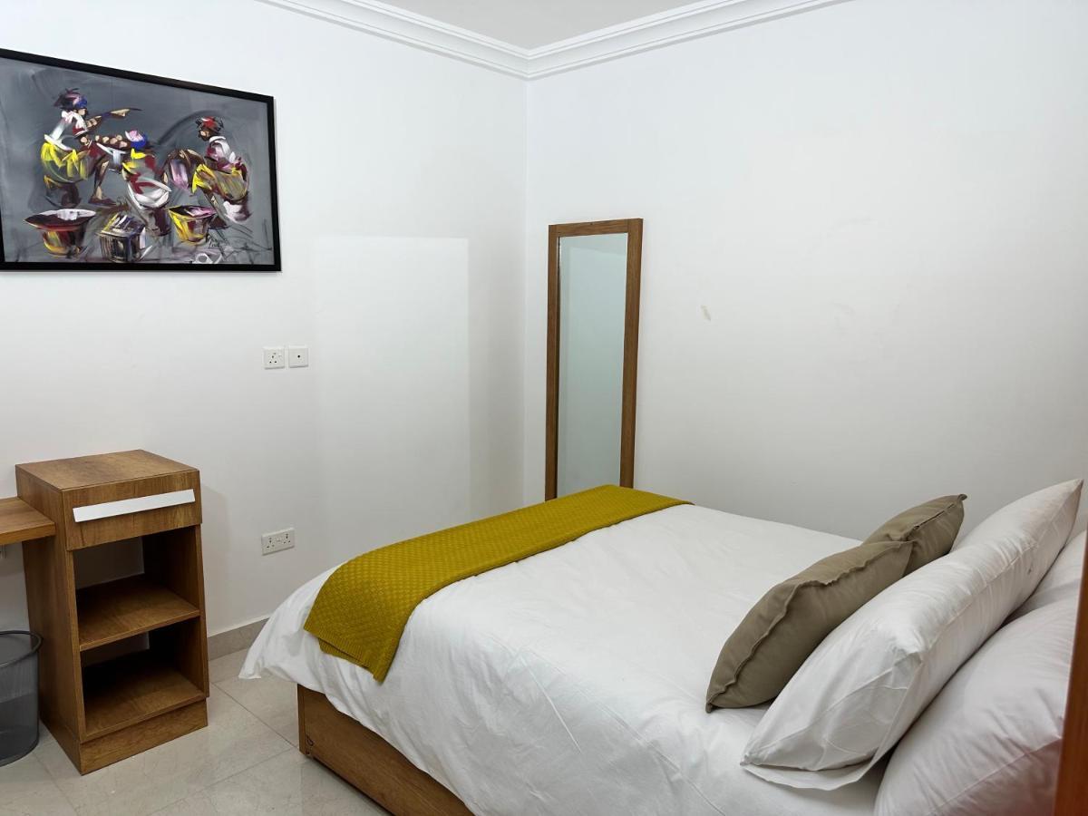 Westlands Tower - Ghana Villas Акра Екстериор снимка