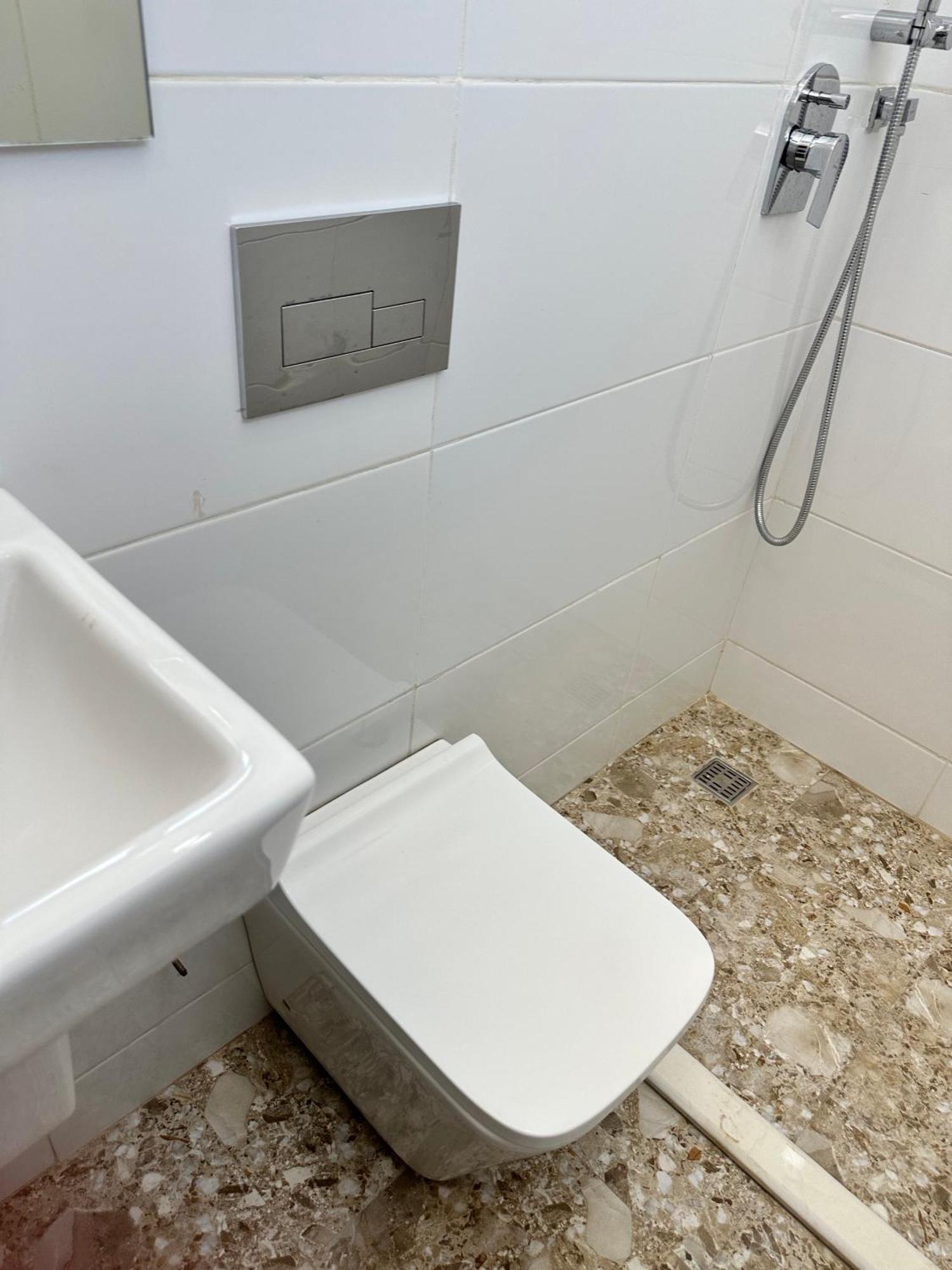 Westlands Tower - Ghana Villas Акра Екстериор снимка